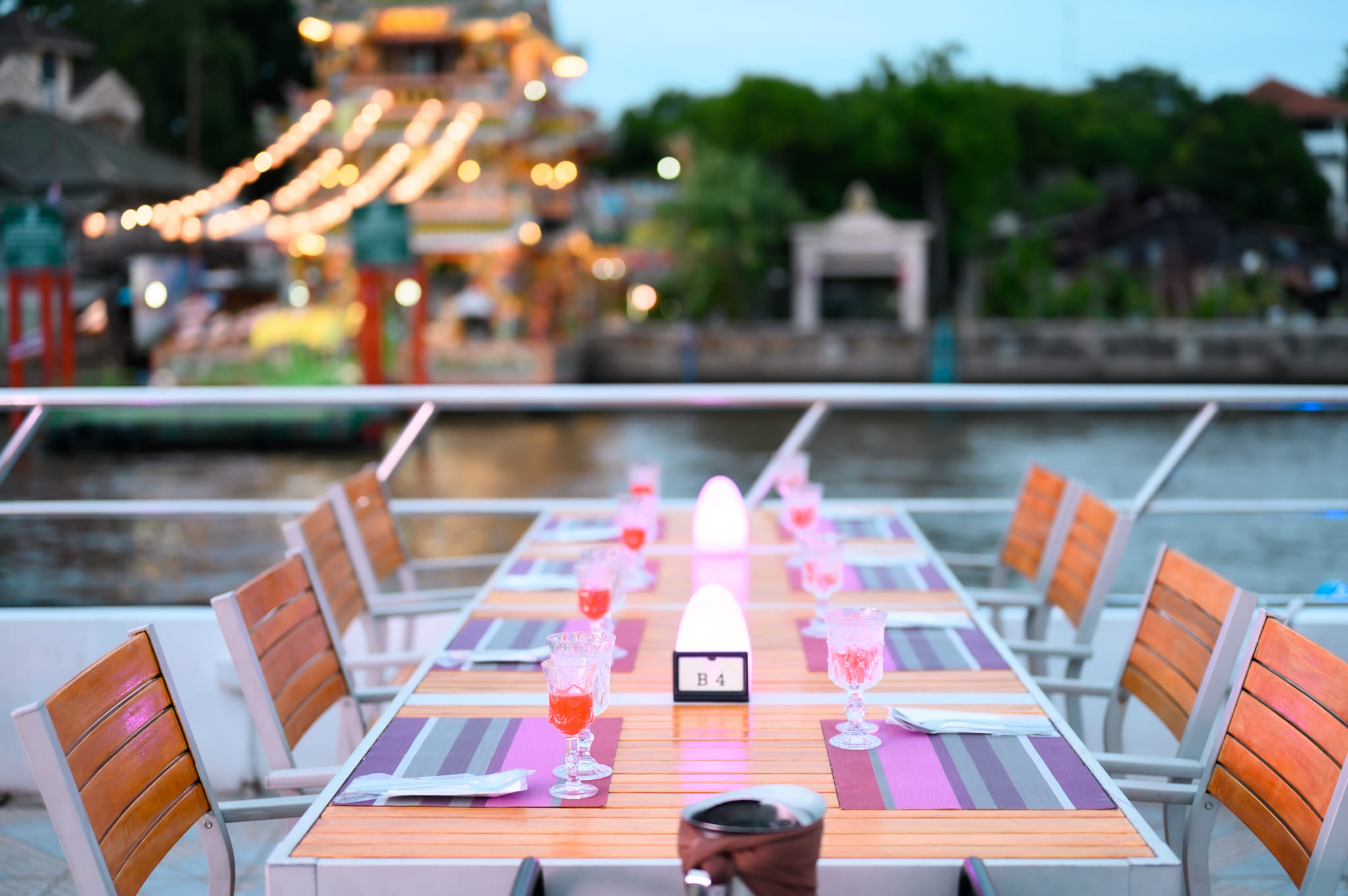 บัตรล่องเรือ สไมล์ ริเวอร์ไซด์ รอบ Dinner (Smile Riverside Cruise)